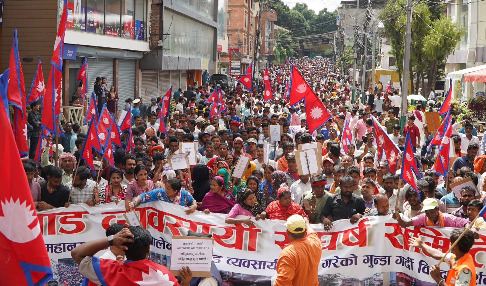 बालेनबिरुद्धको कबाड आन्दोलनमा सुकुम्बासीको पनि साथ
