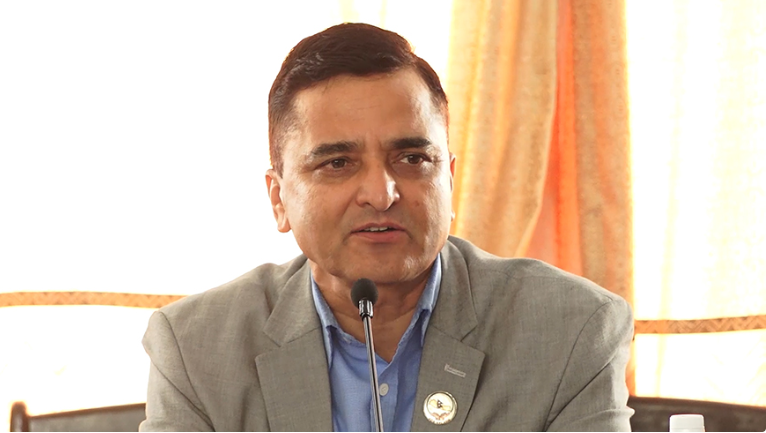 न्यायपालिका कार्यपालिकाको अधिकारभित्र घुसेको जस्तो लाग्छ, यसले समस्या हुन्छ : भट्टराई