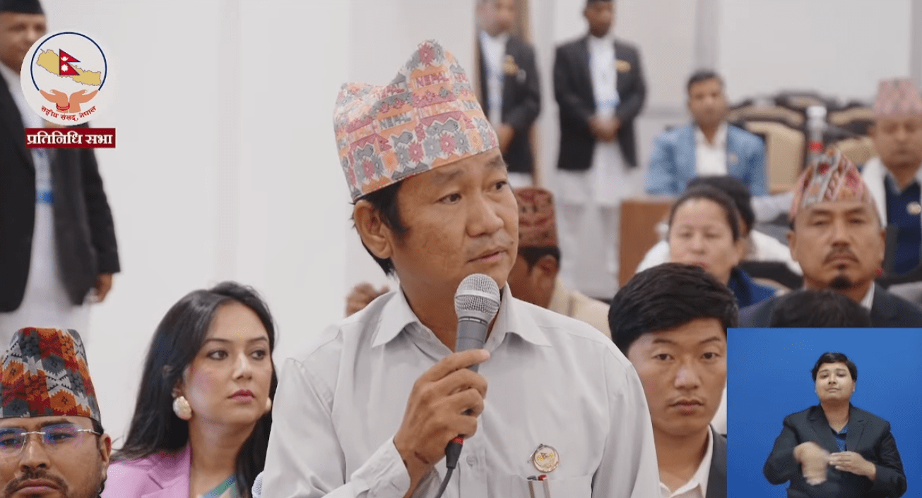 राष्ट्रहितविरुद्धका अभिव्यक्ति रोक्न साम्पाङले गरे संकल्प प्रस्ताव दर्ता