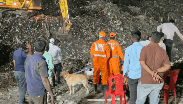 भारतको फोहोर प्रशोधन केन्द्रमा फोहोरको थुप्रो खस्दा ९ जनाको मृत्यु